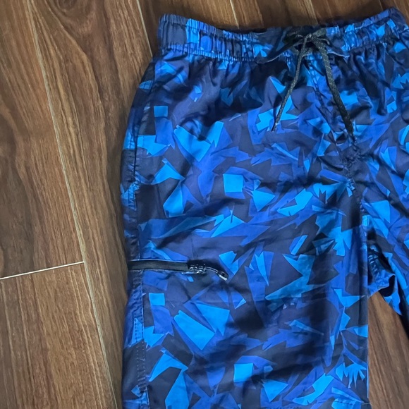 5 for $25. Men’s swim shorts - Picture 3 of 5